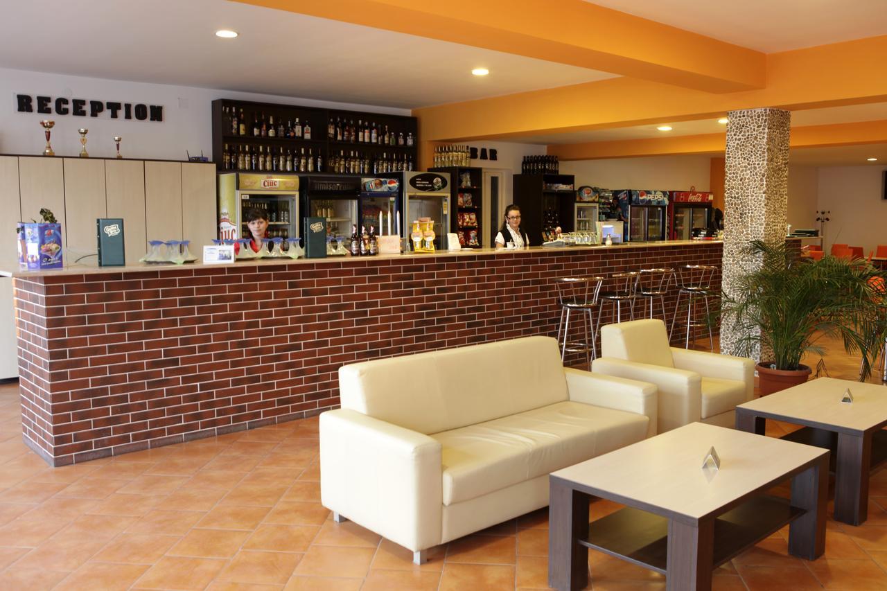 Hotel Romantik Balauseri Экстерьер фото