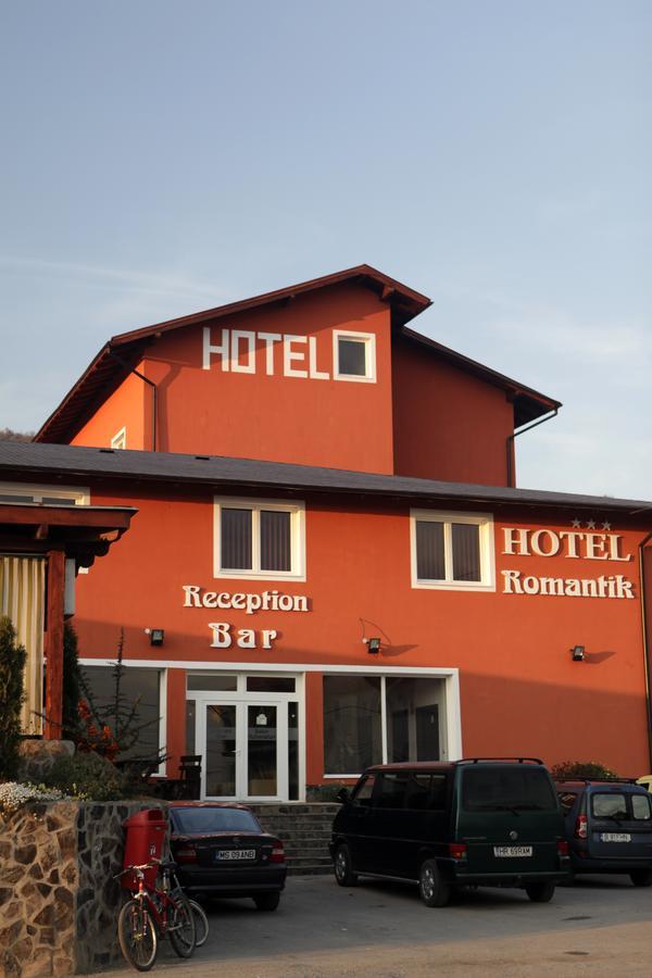 Hotel Romantik Balauseri Экстерьер фото