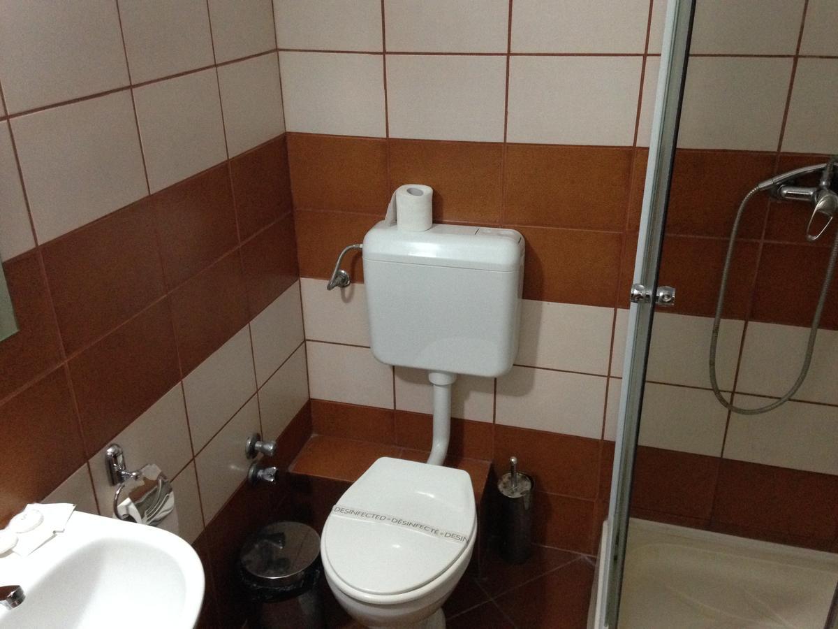Hotel Romantik Balauseri Экстерьер фото