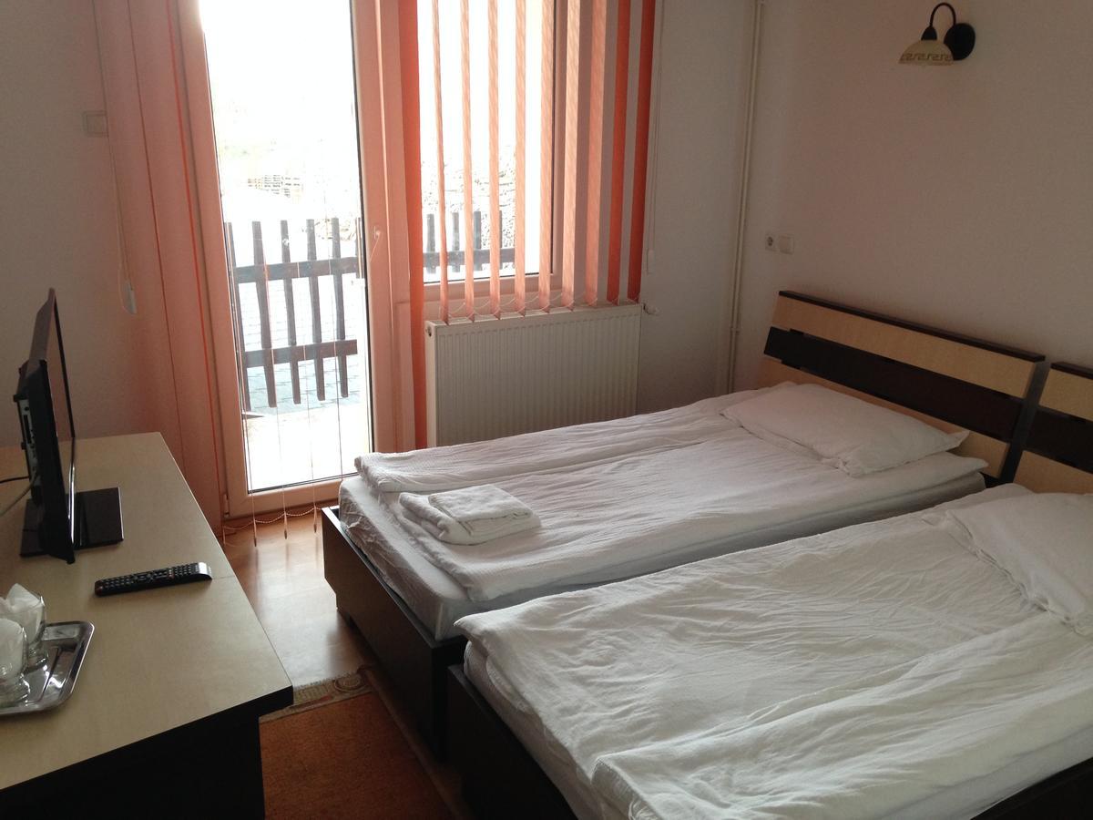 Hotel Romantik Balauseri Экстерьер фото