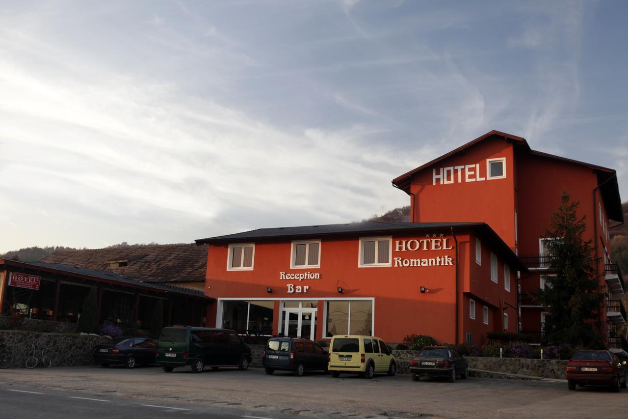 Hotel Romantik Balauseri Экстерьер фото