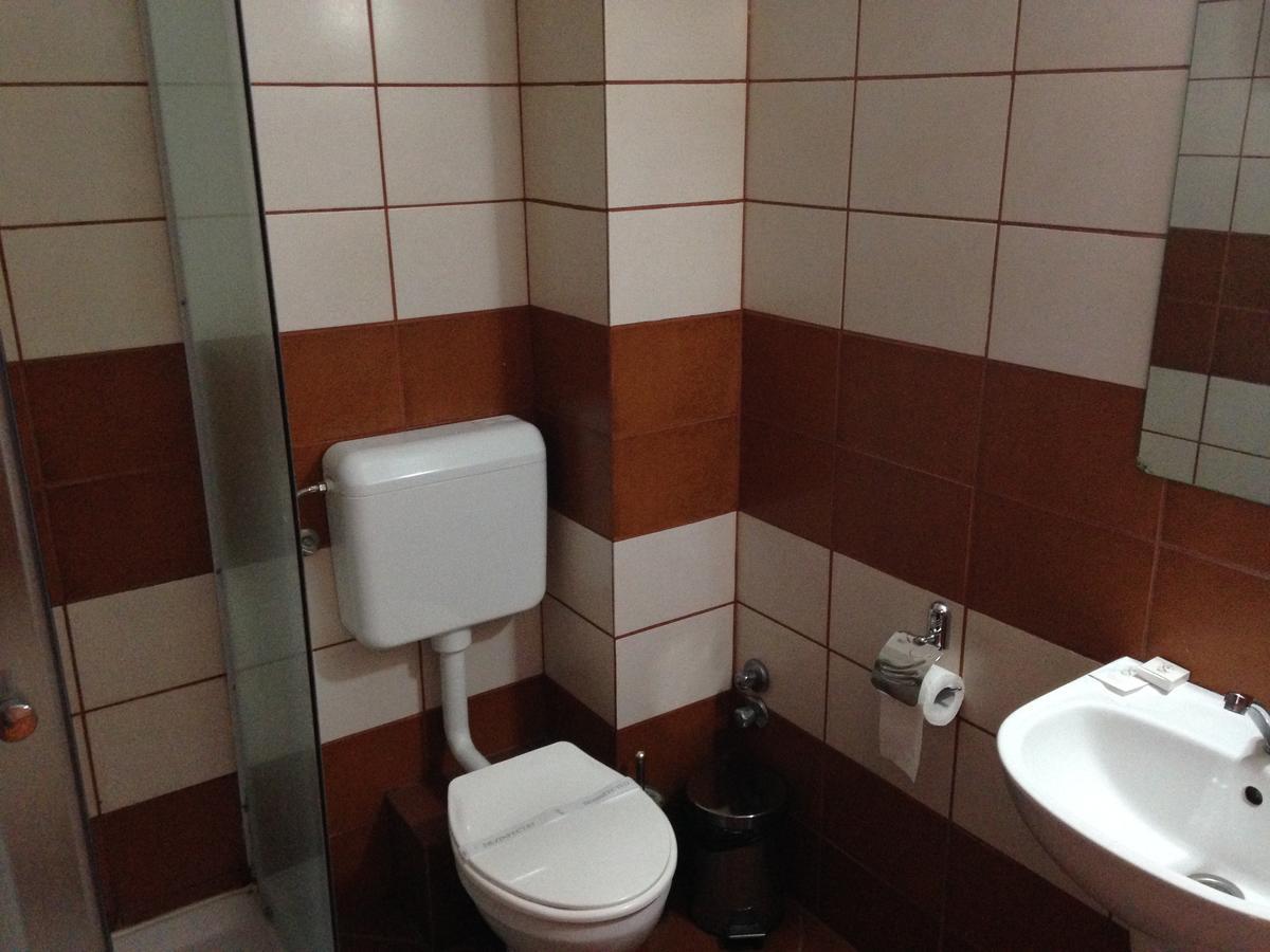 Hotel Romantik Balauseri Экстерьер фото