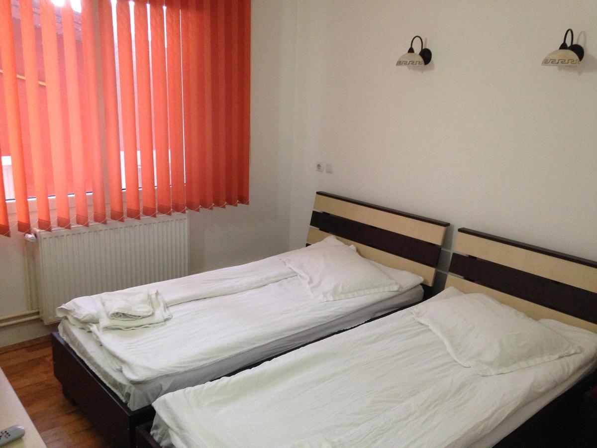 Hotel Romantik Balauseri Экстерьер фото
