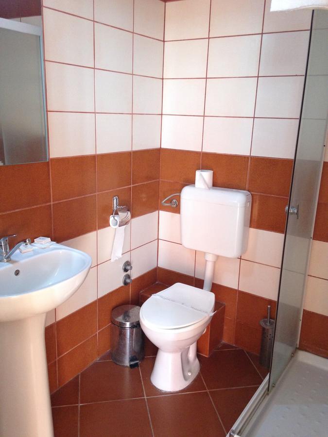 Hotel Romantik Balauseri Экстерьер фото
